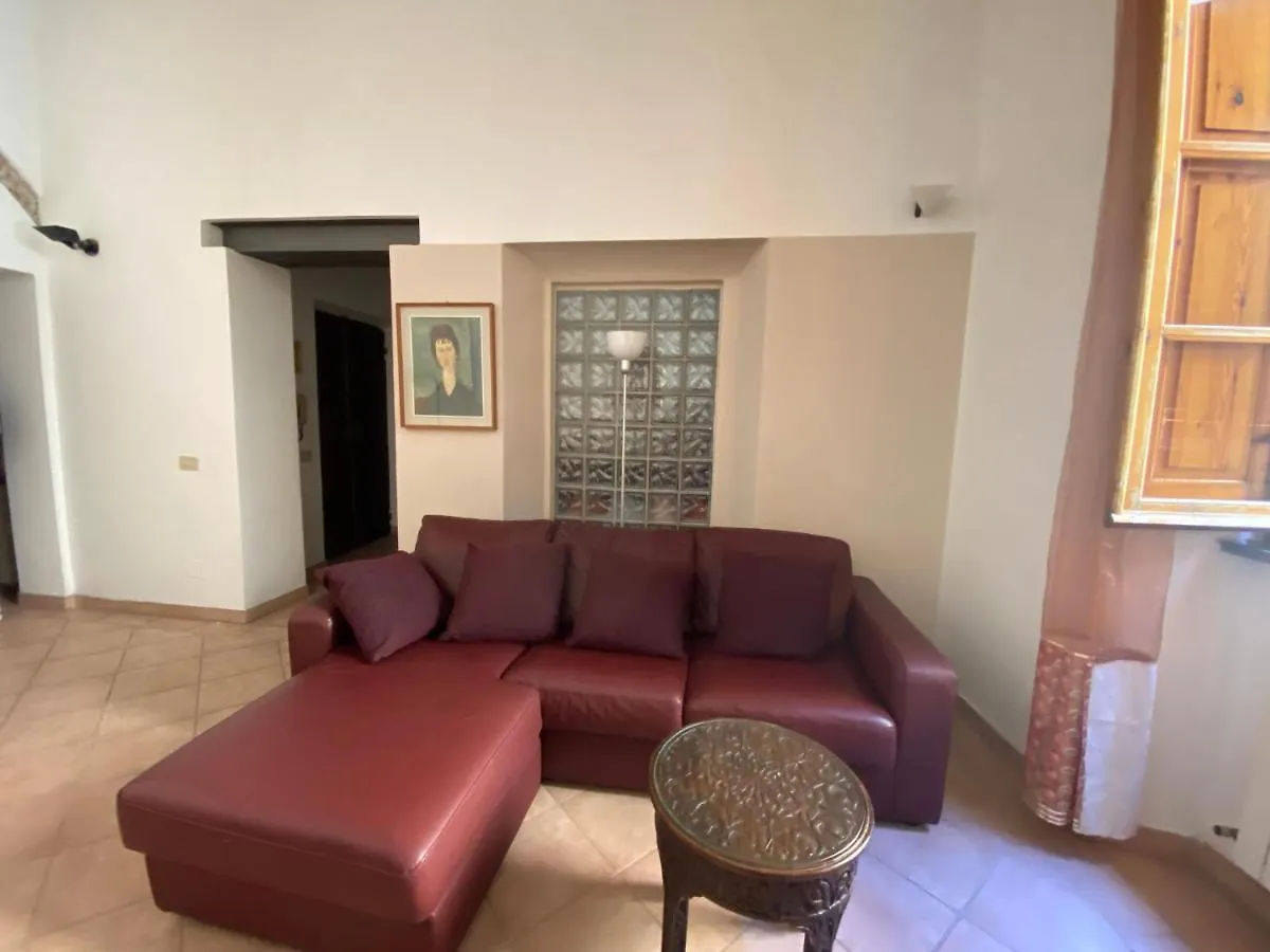 Artemisia Apartment Pisa Italy