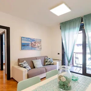  Apartment Dock Of The Bay Genova: Waterfront With Porto Antico Views Italy